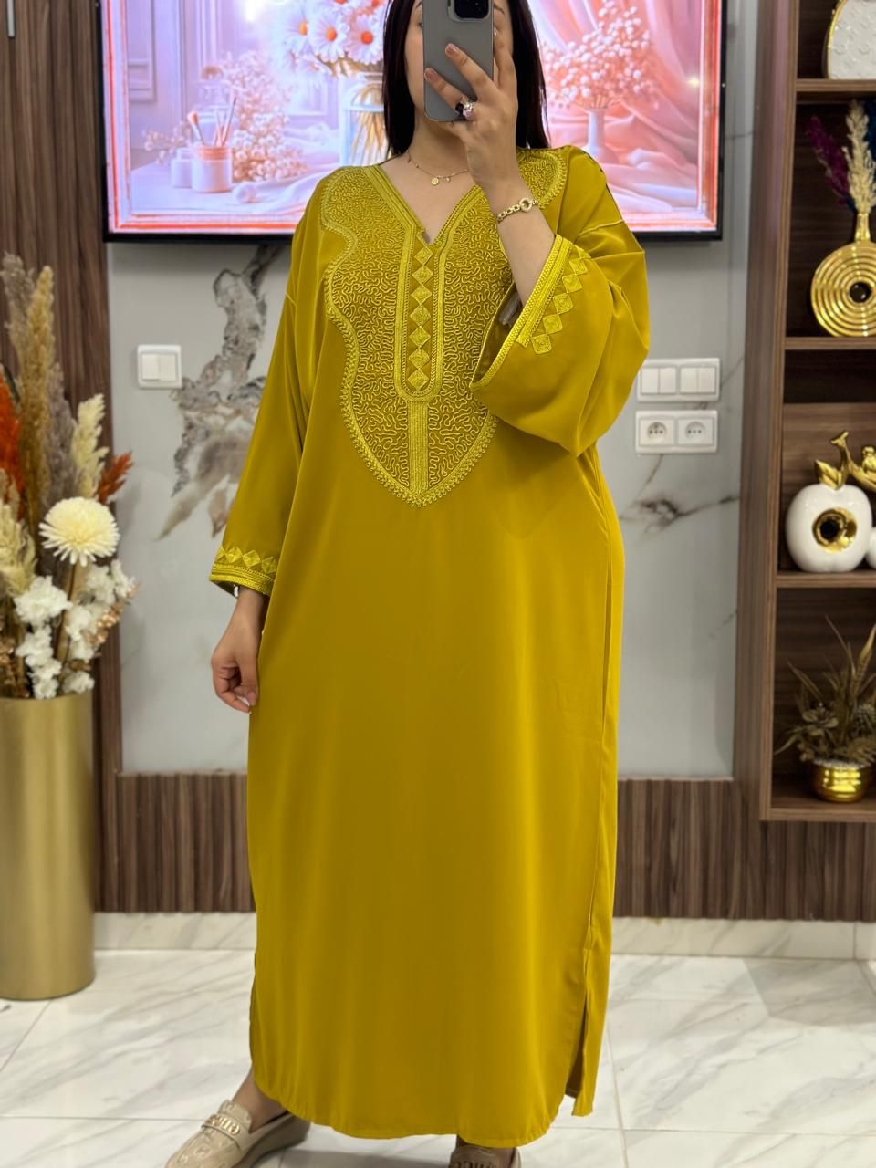 قفطان كريب مخزني – أناقة راقية للمناسبات ✨