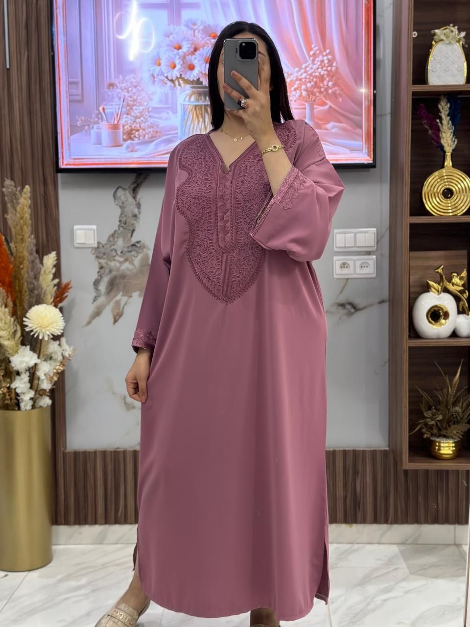 قفطان كريب مخزني – أناقة راقية للمناسبات ✨