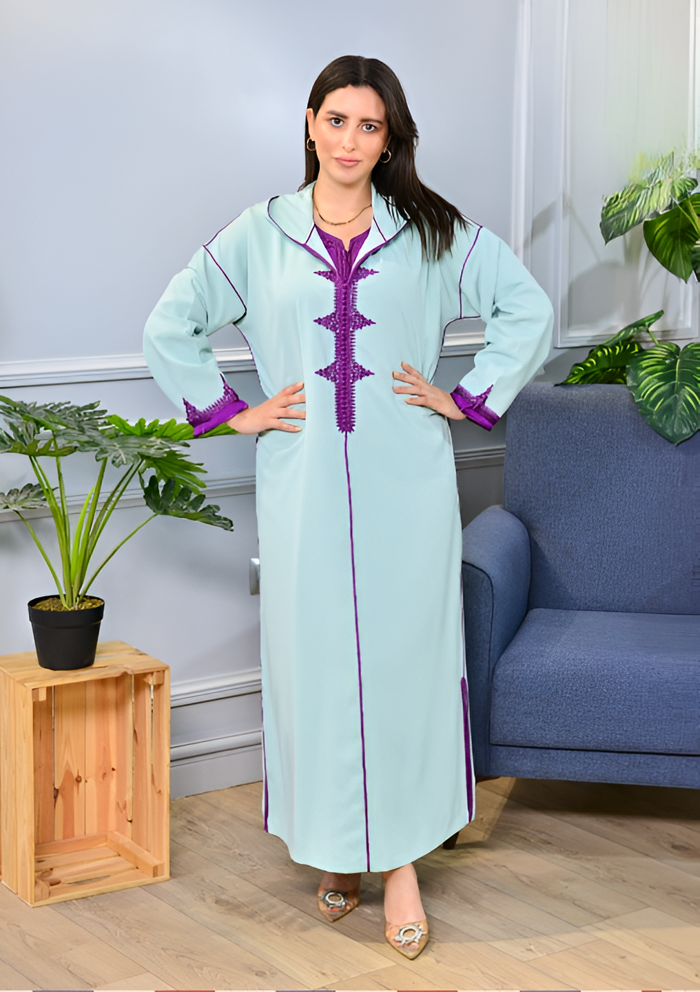 جلابة دو بياس فخمة بطرز وعقاد | تصميم عصري مخزني