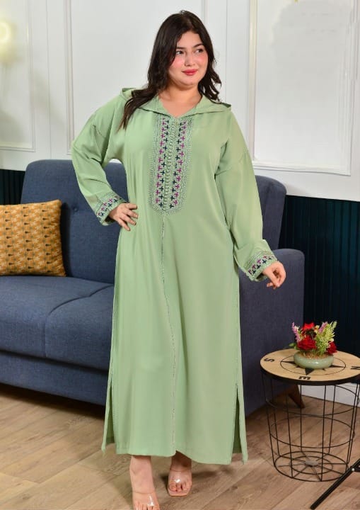 جلابة عصرية مطرزة للأناقات بثوب كريب روزا الجودة الاولى