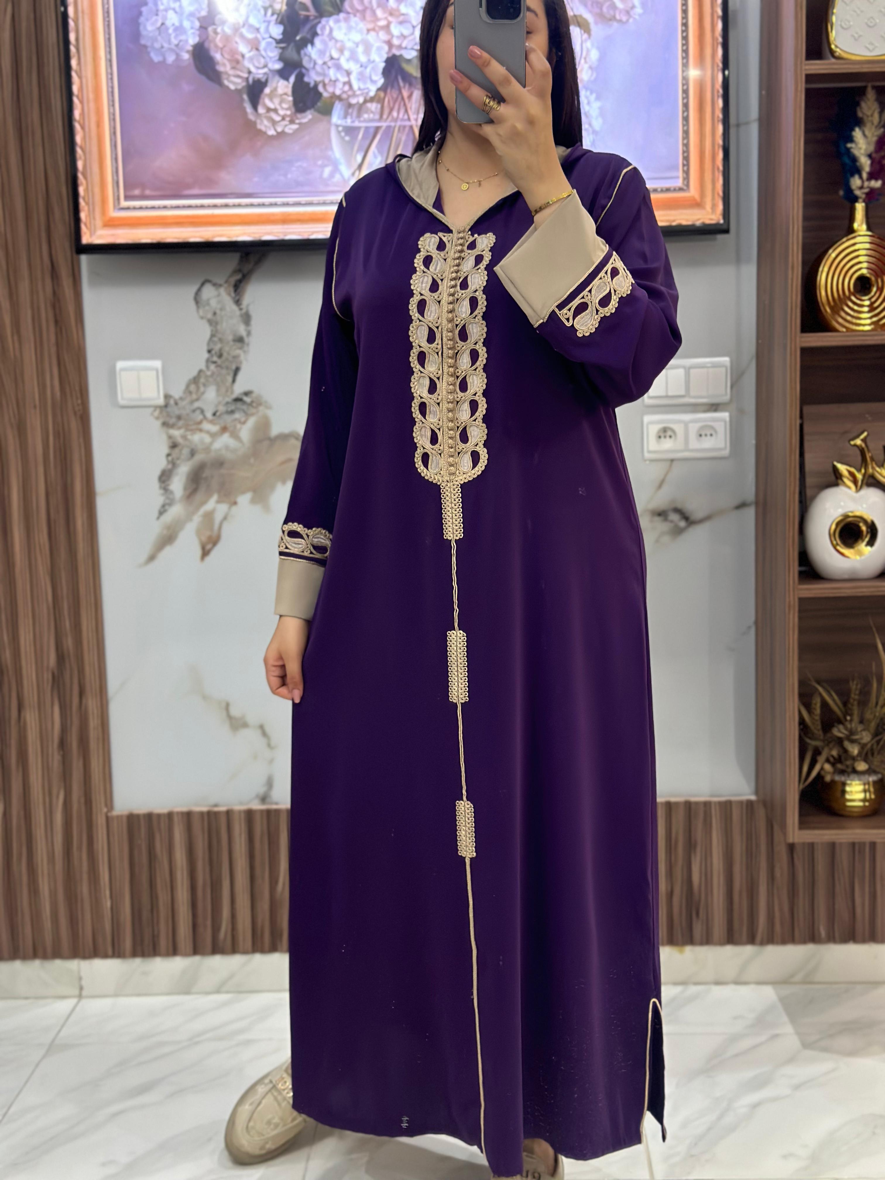 👗✨ جلابة مغربية عصرية بلمسة فخمة – من ROYAL SHOP ✨👗