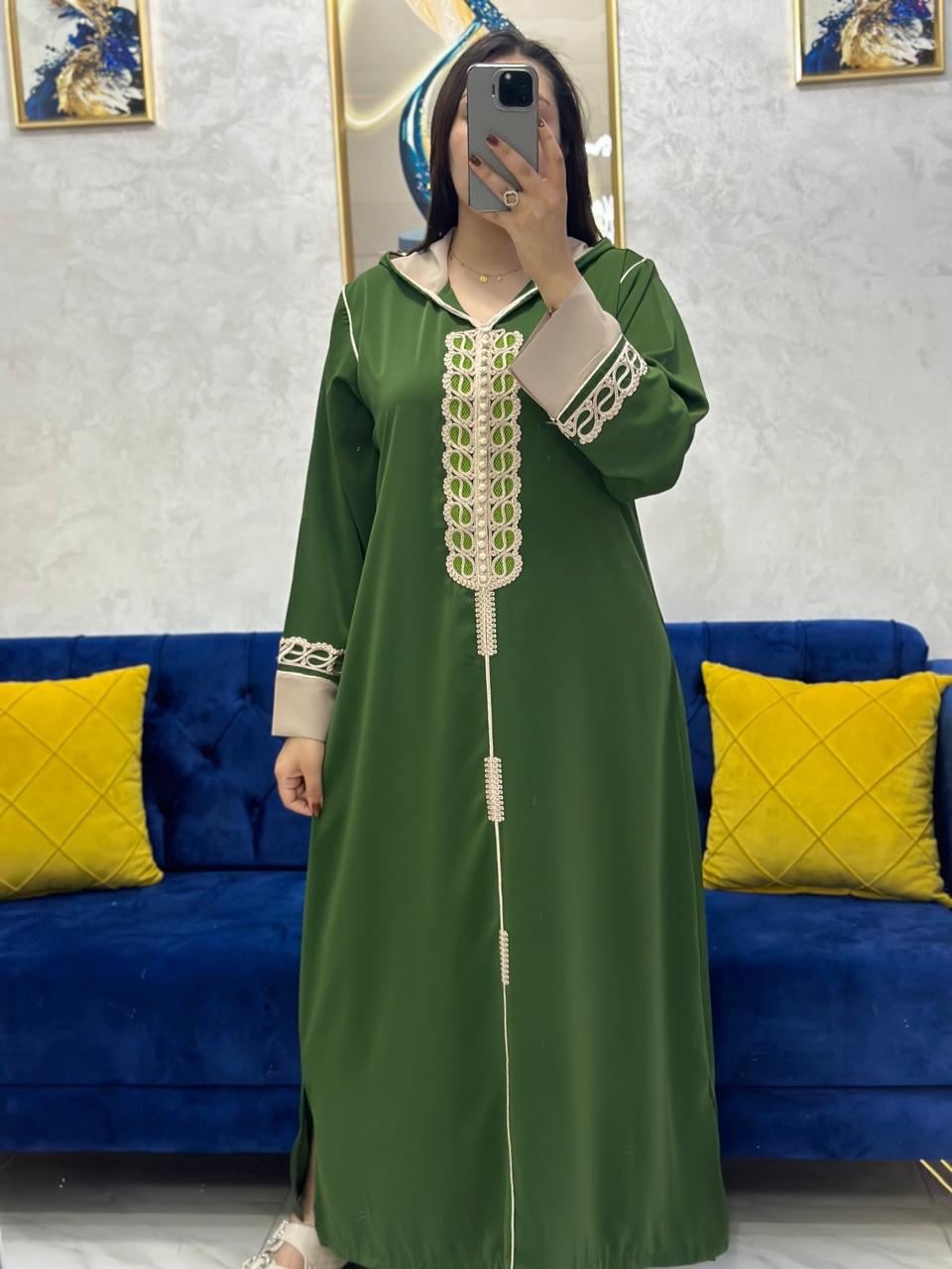 👗✨ جلابة مغربية عصرية بلمسة فخمة – من ROYAL SHOP ✨👗
